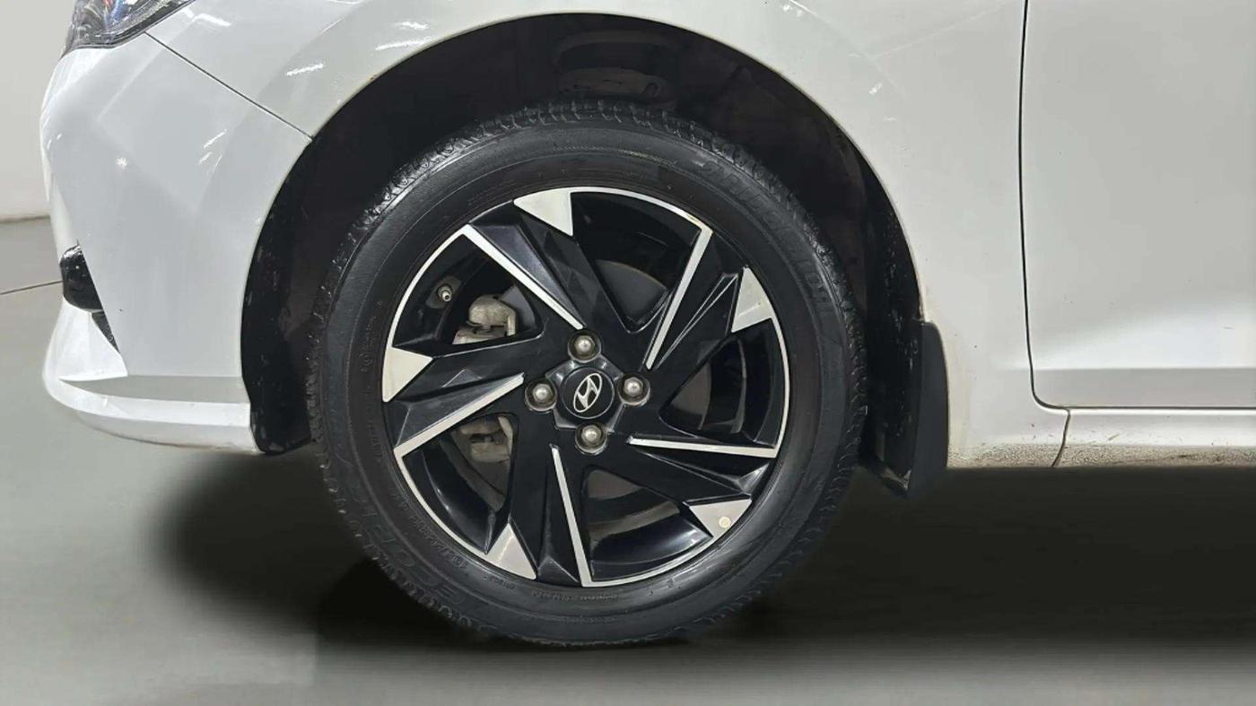 2021 Hyundai Verna SX (O) 1.0 TURBO DCT, Petrol, Automatic, 21,143 km, Left Front Wheel