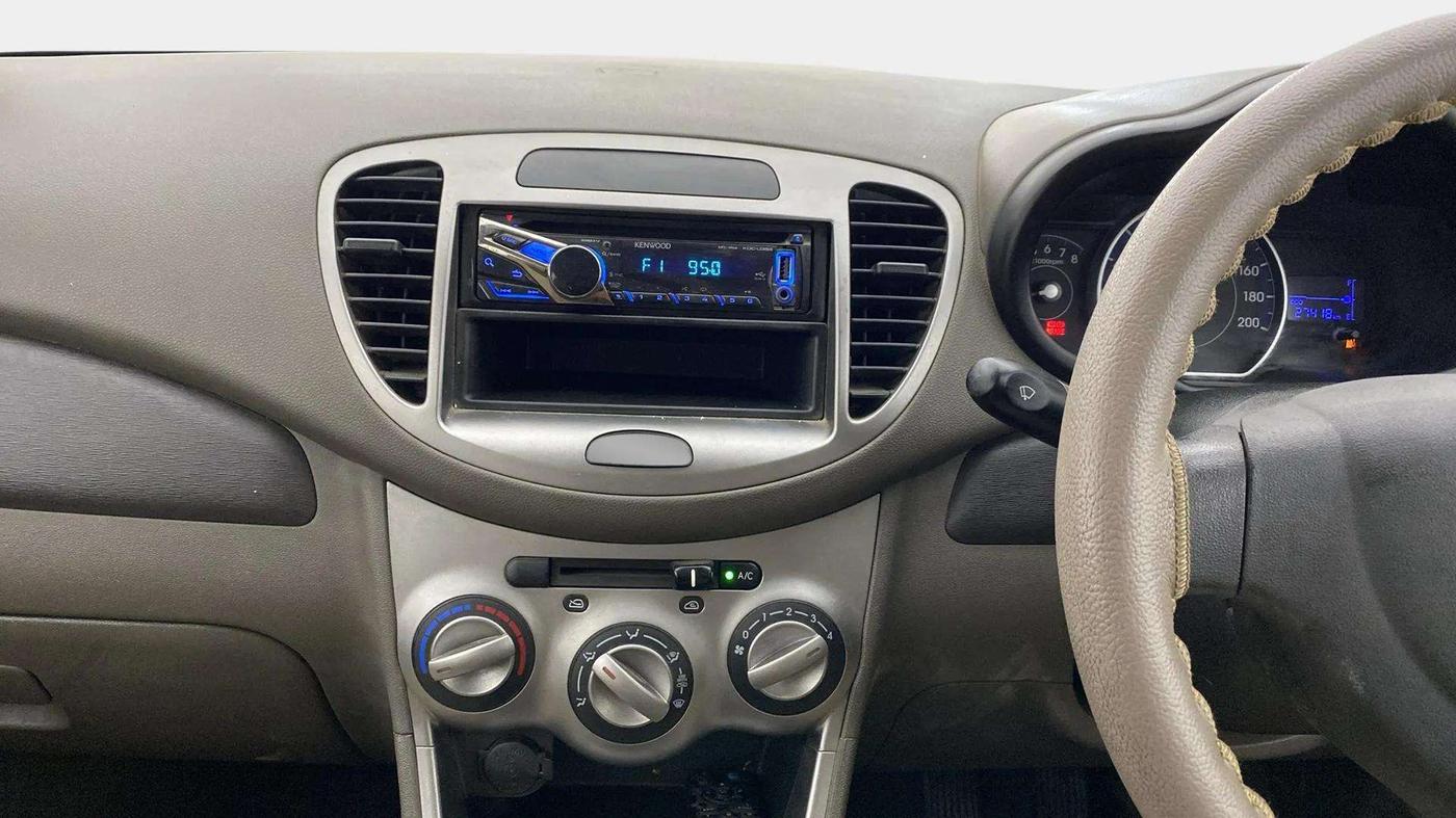 2014 Hyundai i10 MAGNA 1.1, Petrol, Manual, 27,383 km, Air Conditioner