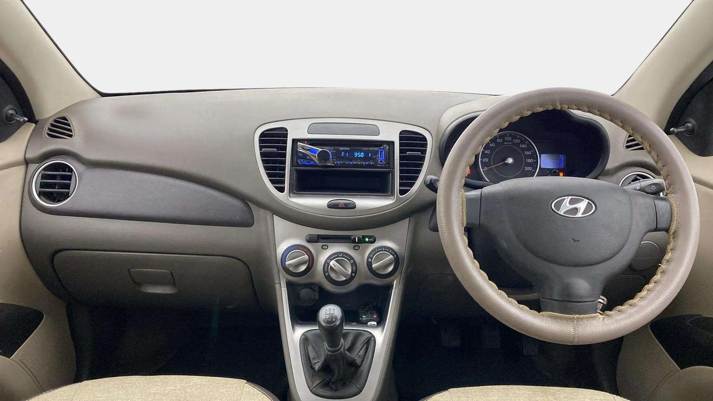2014 Hyundai i10 MAGNA 1.1, Petrol, Manual, 27,383 km, Dashboard