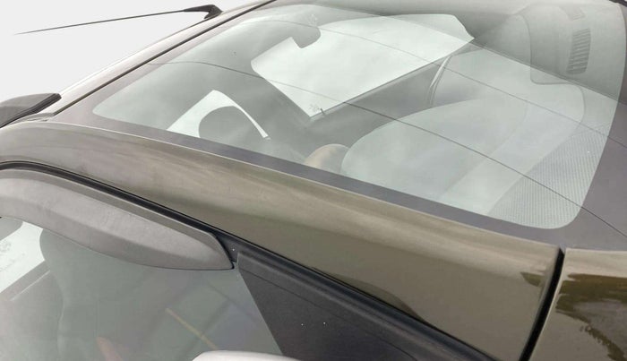 2021 Renault Kwid RXT 1.0 (O), Petrol, Manual, 24,450 km, Right A pillar - Paint is slightly faded