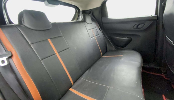 2021 Renault Kwid RXT 1.0 (O), Petrol, Manual, 24,450 km, Right Side Rear Door Cabin