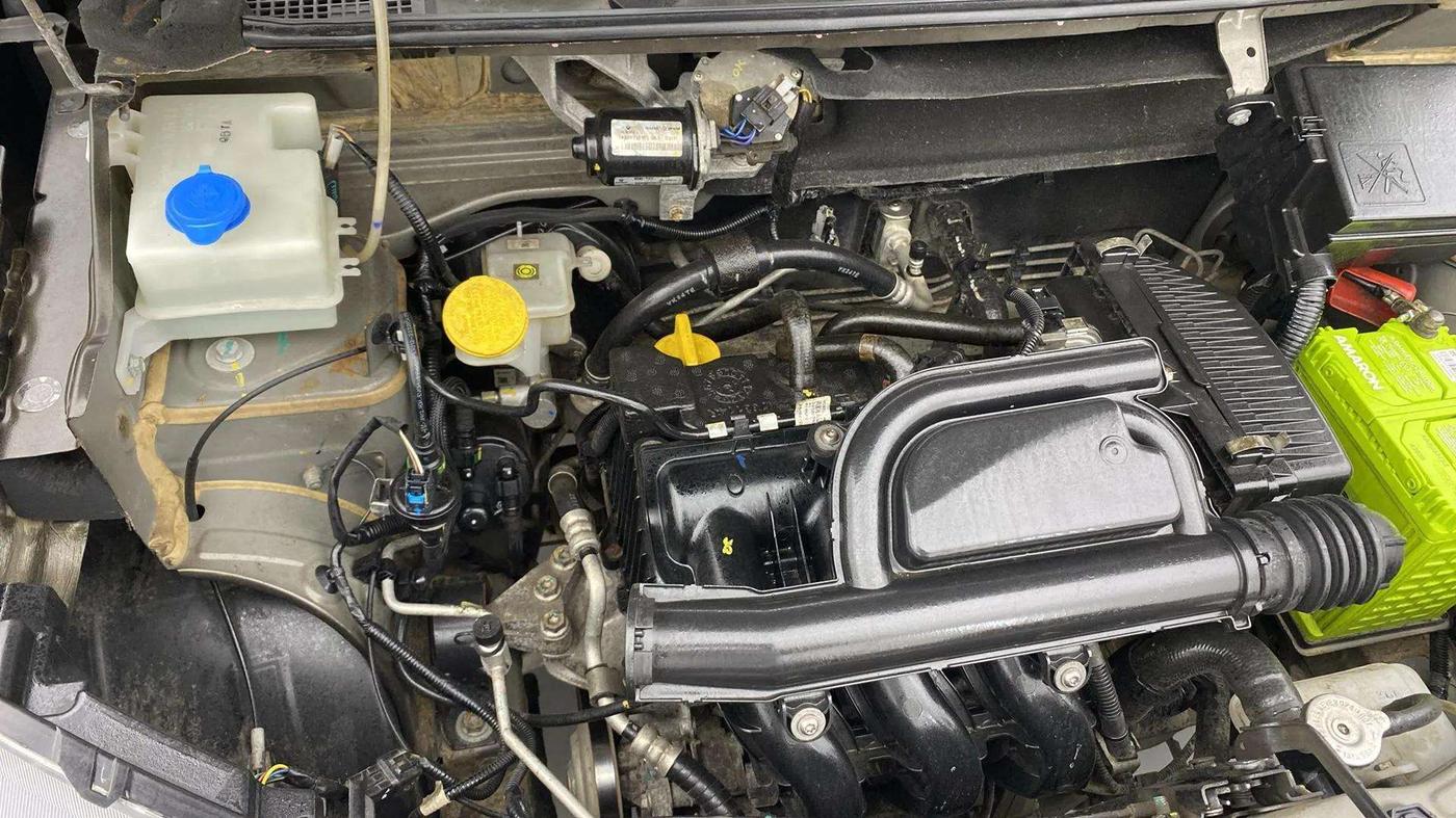 2021 Renault Kwid RXT 1.0 (O), Petrol, Manual, 24,542 km, Engine View - Right