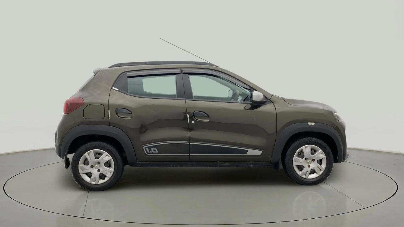 2021 Renault Kwid RXT 1.0 (O), Petrol, Manual, 24,542 km, Right Side View