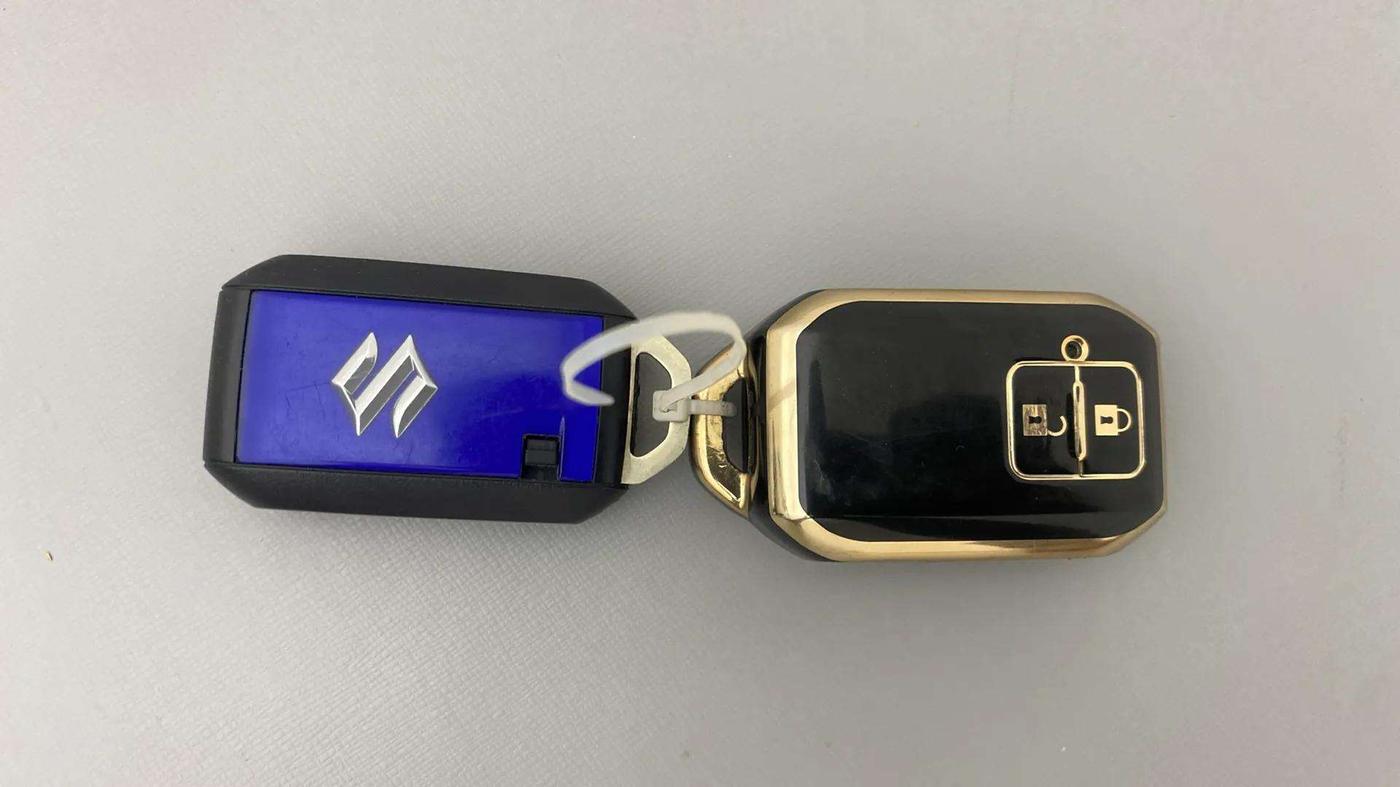 2022 Maruti Ertiga ZXI AT SHVS, Petrol, Automatic, 32,191 km, Key Close Up