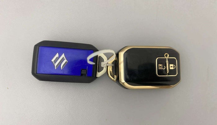 2022 Maruti Ertiga ZXI AT SHVS, Petrol, Automatic, 32,123 km, Key Close Up