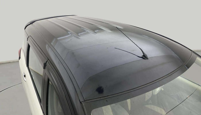 2022 Maruti Ertiga ZXI AT SHVS, Petrol, Automatic, 32,123 km, Roof