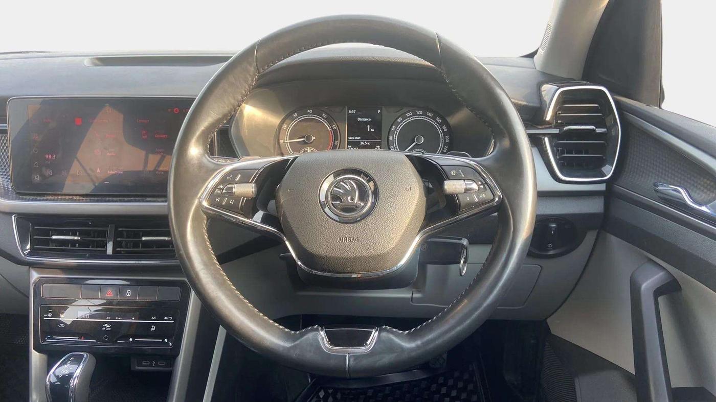 2021 Skoda KUSHAQ AMBITION 1.0L TSI AT, Petrol, Automatic, 34,656 km, Steering Wheel Close Up
