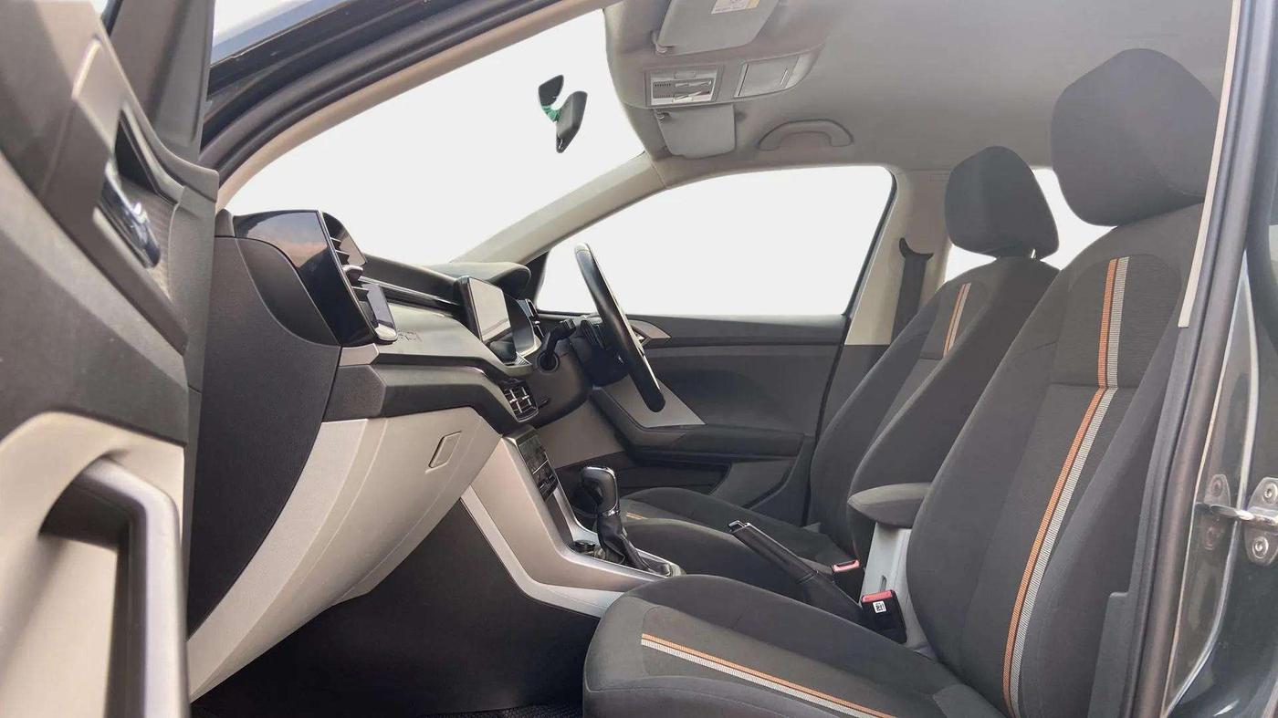 2021 Skoda KUSHAQ AMBITION 1.0L TSI AT, Petrol, Automatic, 34,656 km, Right Side Front Door Cabin