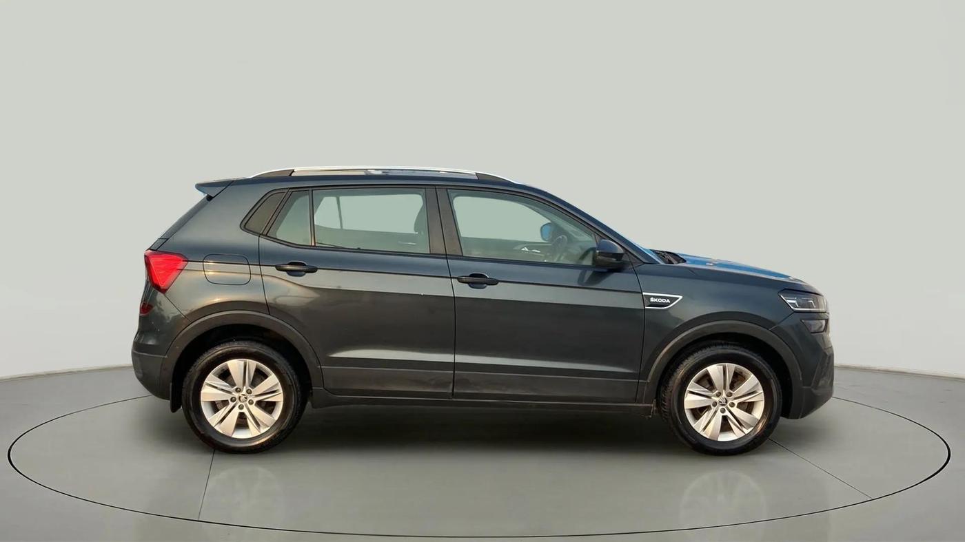 2021 Skoda KUSHAQ AMBITION 1.0L TSI AT, Petrol, Automatic, 34,656 km, Right Side View