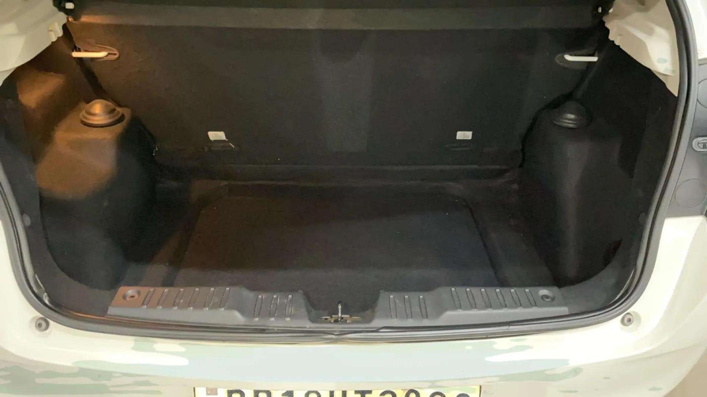2021 Tata ALTROZ XT PETROL, Petrol, Manual, 27,758 km, Boot Inside