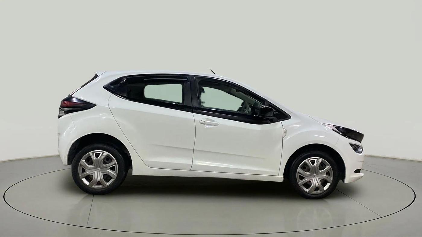 2021 Tata ALTROZ XT PETROL, Petrol, Manual, 27,758 km, Right Side View