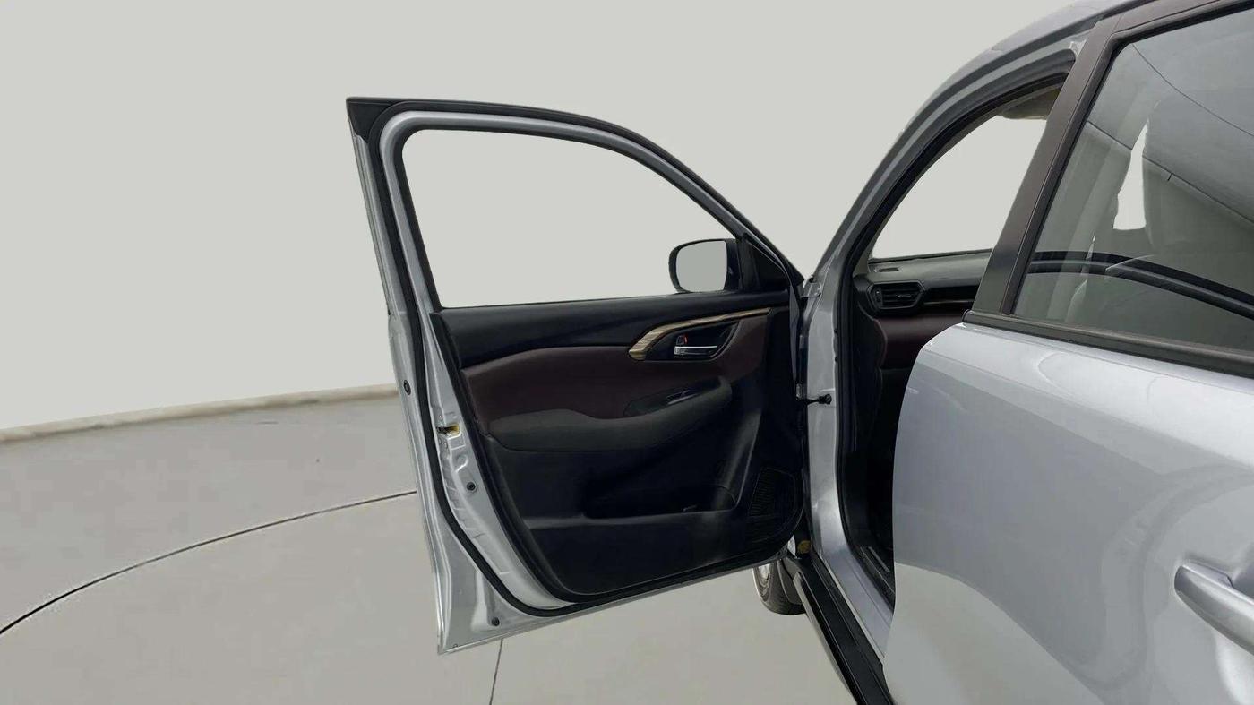 2023 Maruti Grand Vitara DELTA SMART HYBRID, Petrol, Manual, 36,468 km, LHS Front Door