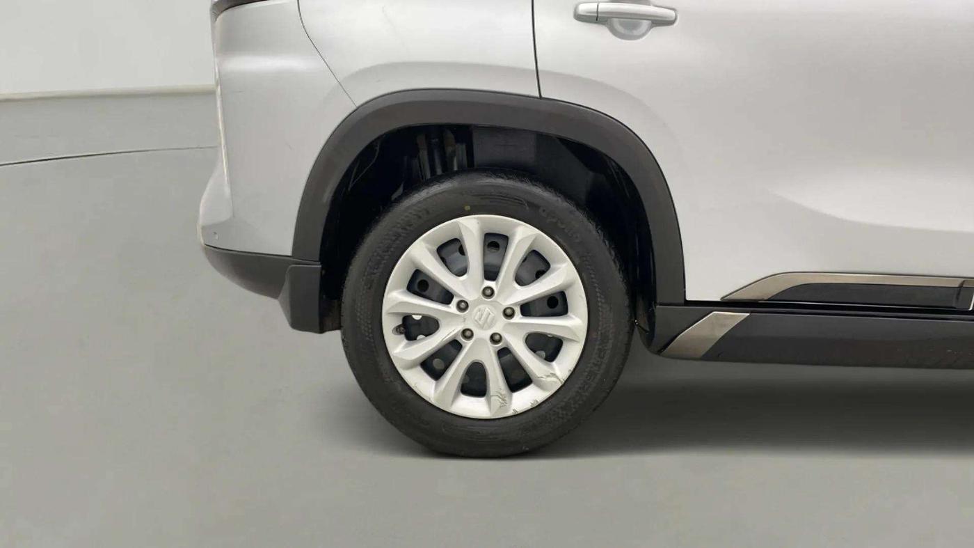 2023 Maruti Grand Vitara DELTA SMART HYBRID, Petrol, Manual, 36,468 km, Right Rear Wheel