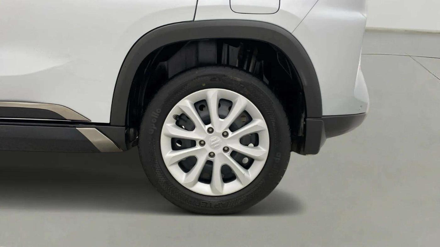 2023 Maruti Grand Vitara DELTA SMART HYBRID, Petrol, Manual, 36,468 km, Left Rear Wheel