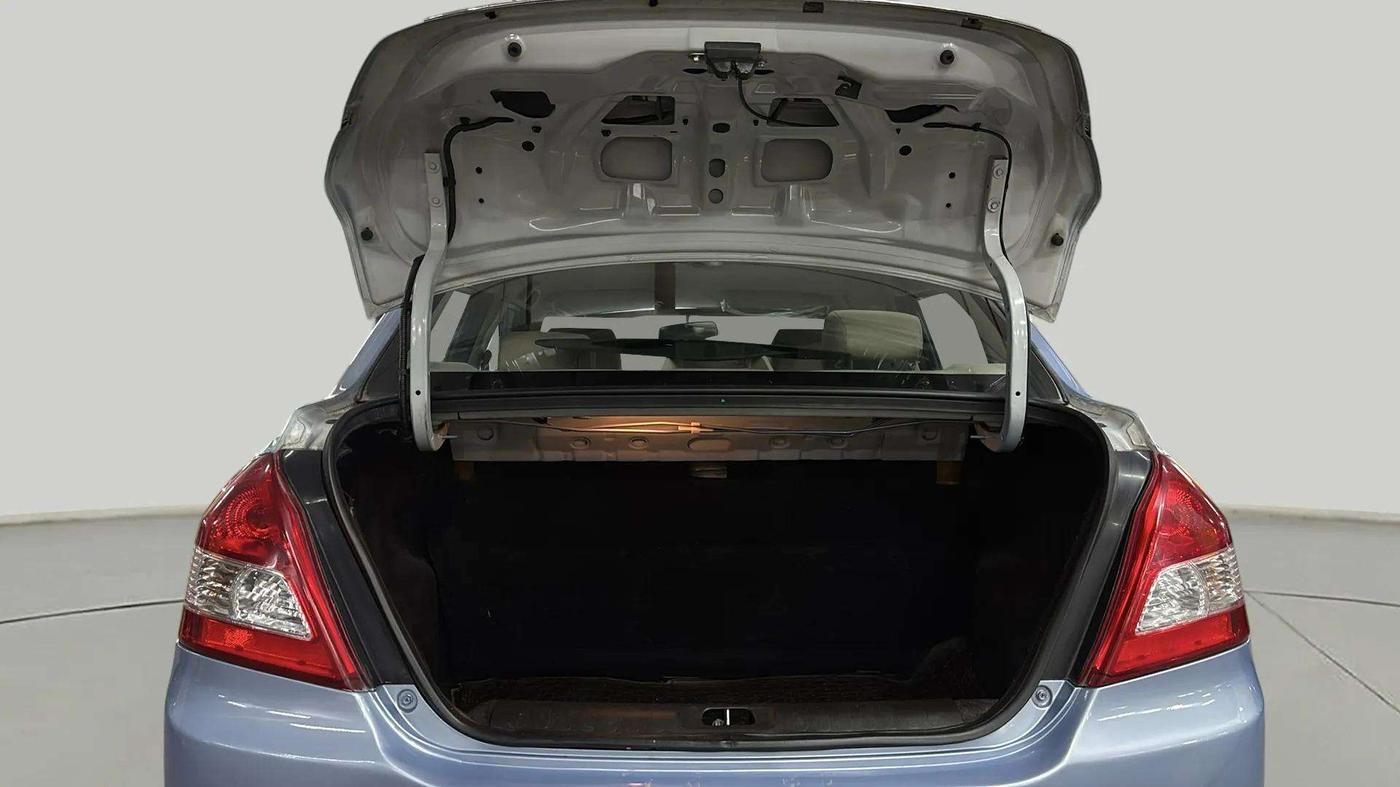 2015 Maruti Swift Dzire VDI, Diesel, Manual, 78,563 km, Boot Open Zoomed View