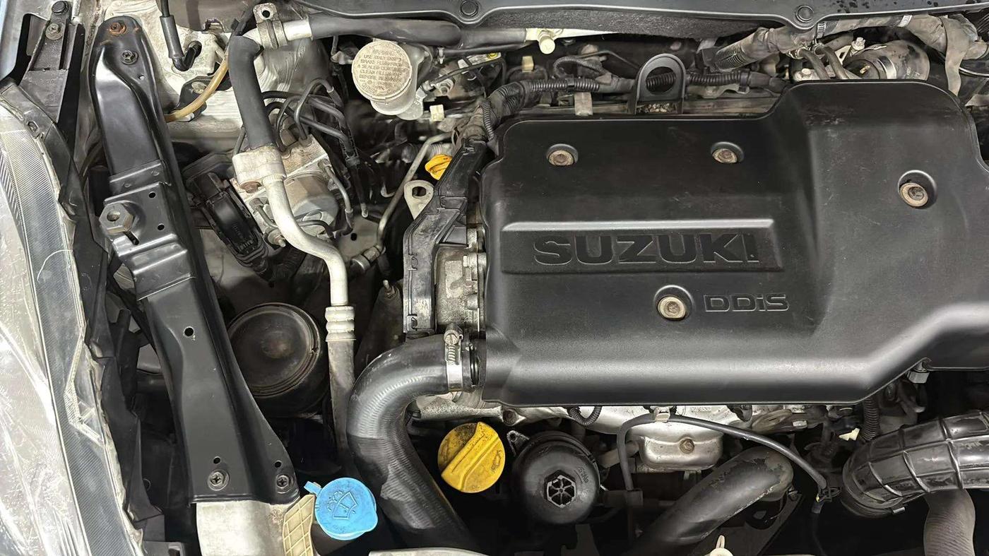 2015 Maruti Swift Dzire VDI, Diesel, Manual, 78,563 km, Engine View - Right