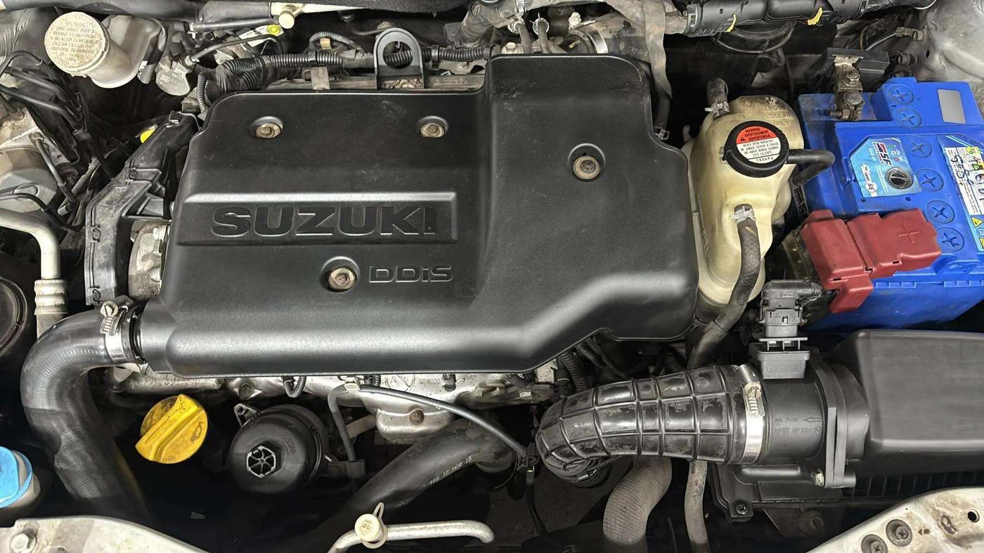 2015 Maruti Swift Dzire VDI, Diesel, Manual, 78,563 km, Engine View