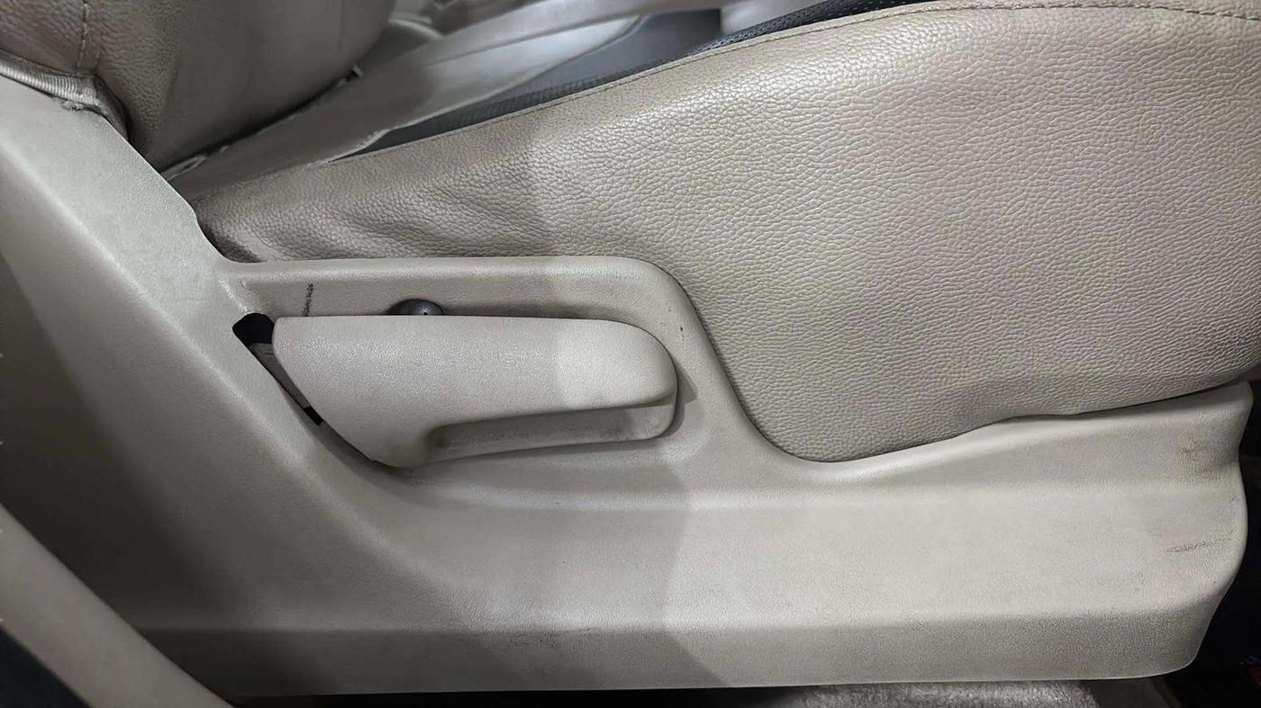 2015 Maruti Swift Dzire VDI, Diesel, Manual, 78,563 km, Driver Side Adjustment Panel