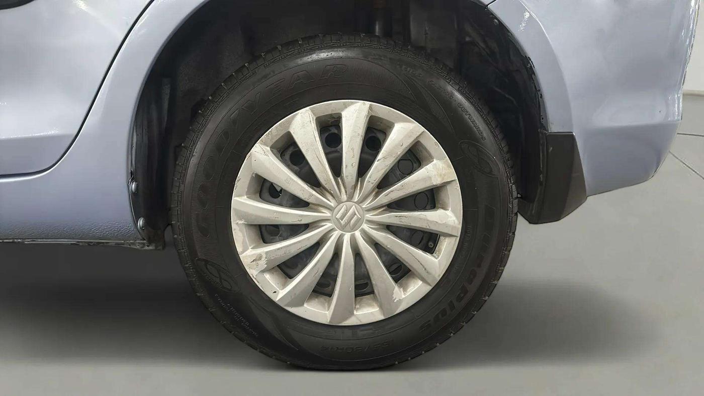 2015 Maruti Swift Dzire VDI, Diesel, Manual, 78,563 km, Left Rear Wheel