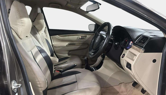 2020 Maruti Ciaz ALPHA 1.5 SHVS PETROL, Petrol, Manual, 49,434 km, Right Side Front Door Cabin