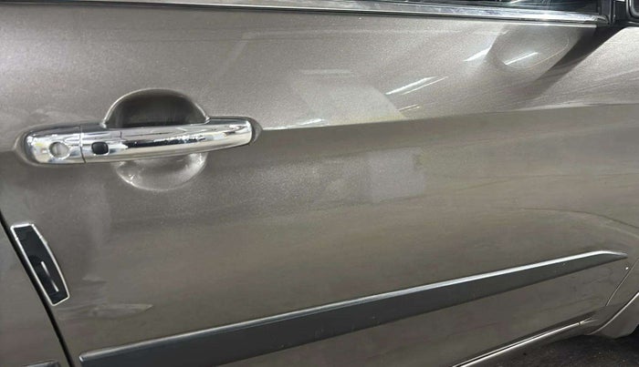2020 Maruti Ciaz ALPHA 1.5 SHVS PETROL, Petrol, Manual, 49,434 km, Driver-side door - Minor scratches