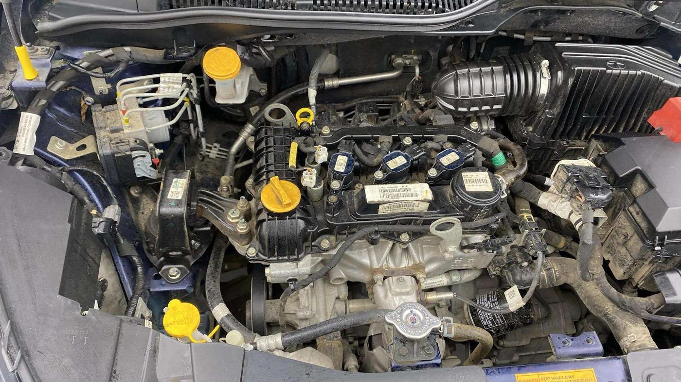 2022 Tata ALTROZ XZA, Petrol, Automatic, 10,734 km, Engine View - Right