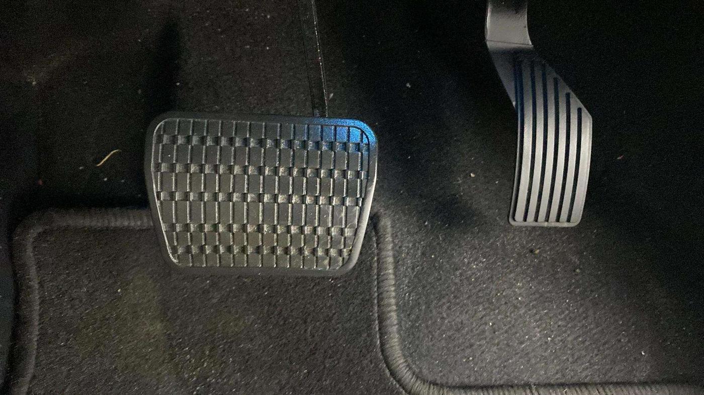 2022 Tata ALTROZ XZA, Petrol, Automatic, 10,734 km, Pedals