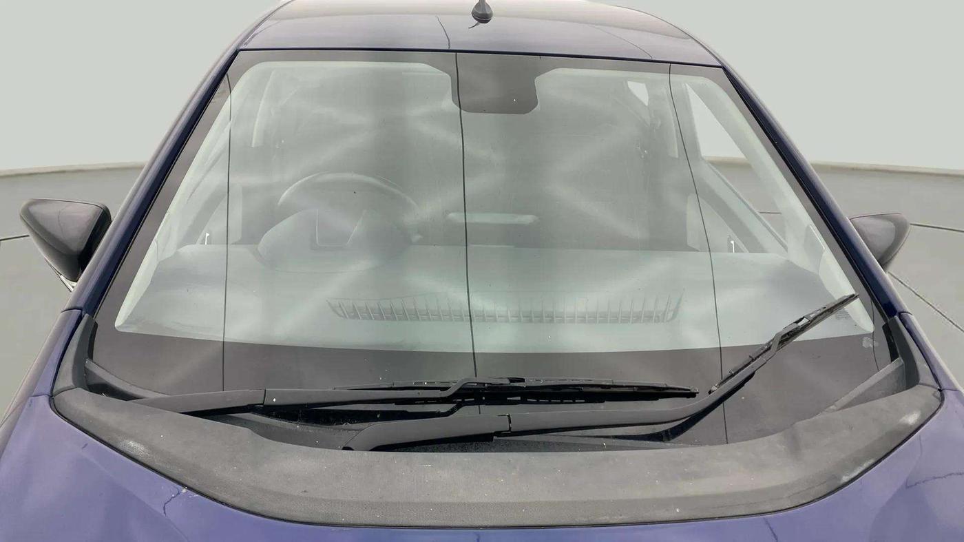 2022 Tata ALTROZ XZA, Petrol, Automatic, 10,734 km, Front Windshield