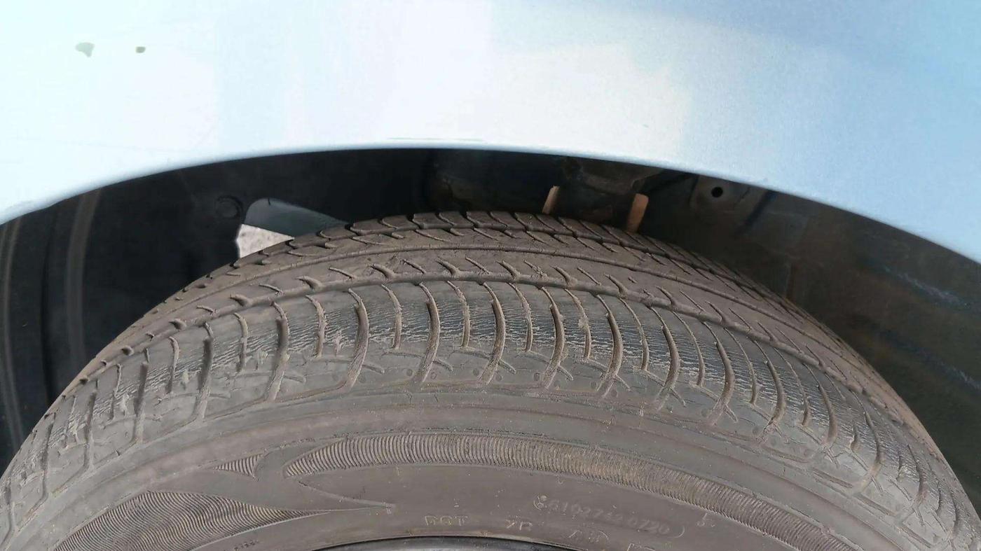 2020 Maruti New Wagon-R ZXI 1.2, Petrol, Manual, 43,262 km, Left Front Tyre Tread
