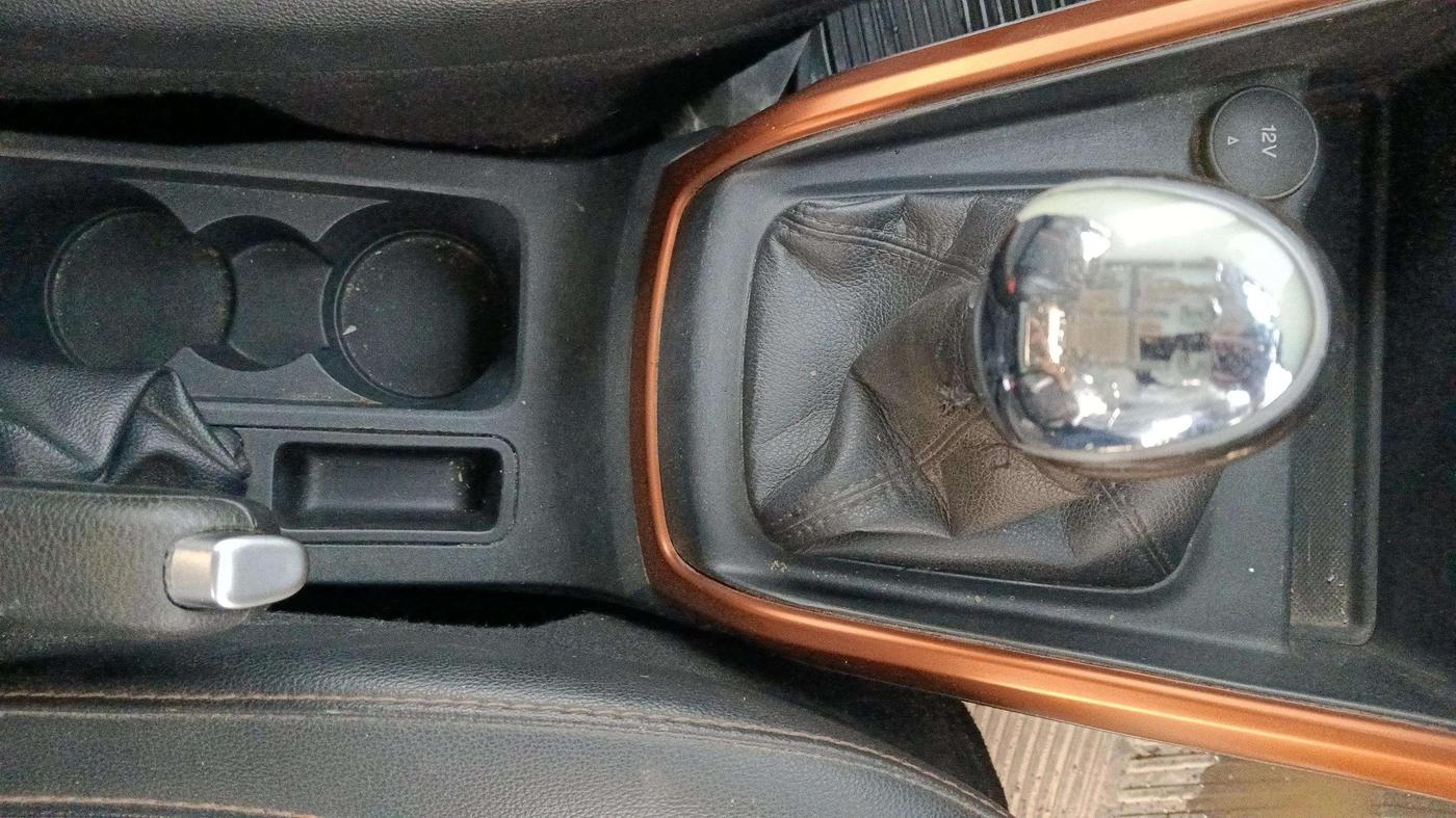 2020 Ford Ecosport TITANIUM 1.5 SPORTS(SUNROOF) PETROL, Petrol, Manual, 97,887 km, Gear Lever