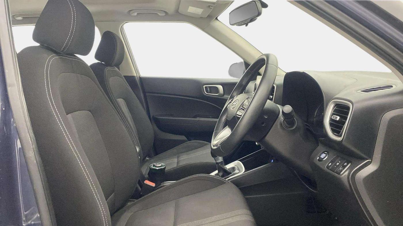 2019 Hyundai VENUE SX PLUS 1.0 TURBO DCT, Petrol, Automatic, 35,371 km, Right Side Front Door Cabin
