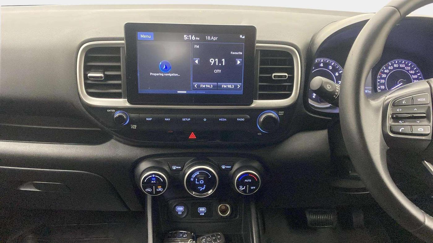 2019 Hyundai VENUE SX PLUS 1.0 TURBO DCT, Petrol, Automatic, 35,371 km, Air Conditioner