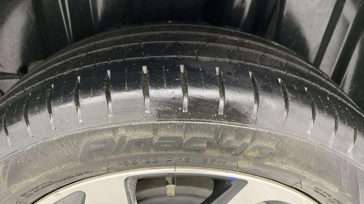 2023 Toyota Glanza G E-CNG, CNG, Manual, 47,527 km, Left Rear Tyre Tread