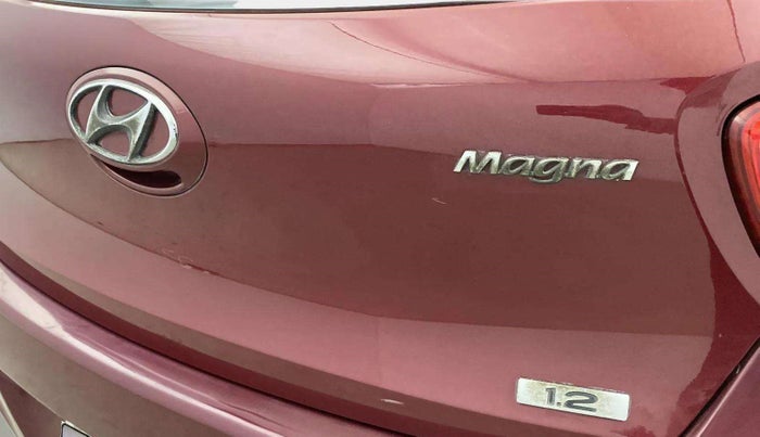 2014 Hyundai Grand i10 MAGNA 1.2 KAPPA VTVT, Petrol, Manual, 25,360 km, Dicky (Boot door) - Minor scratches