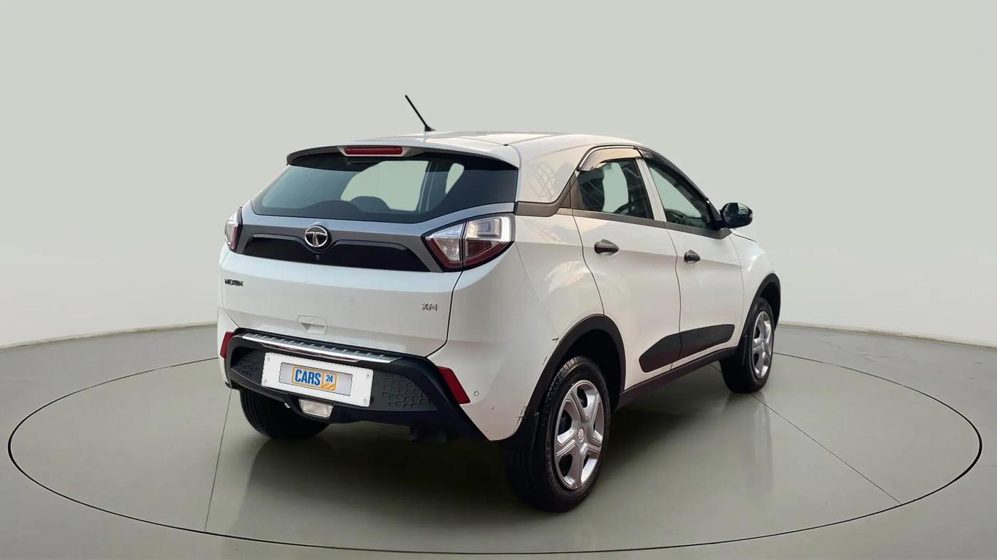 2017 Tata NEXON XM PETROL, Petrol, Manual, 27,582 km, Right Back Diagonal