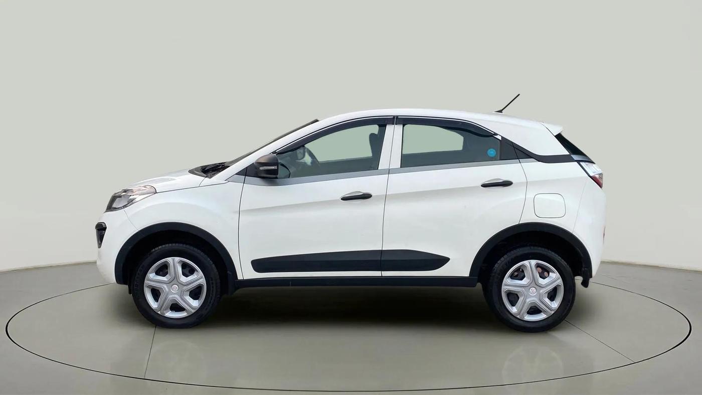2017 Tata NEXON XM PETROL, Petrol, Manual, 27,582 km, Left Side