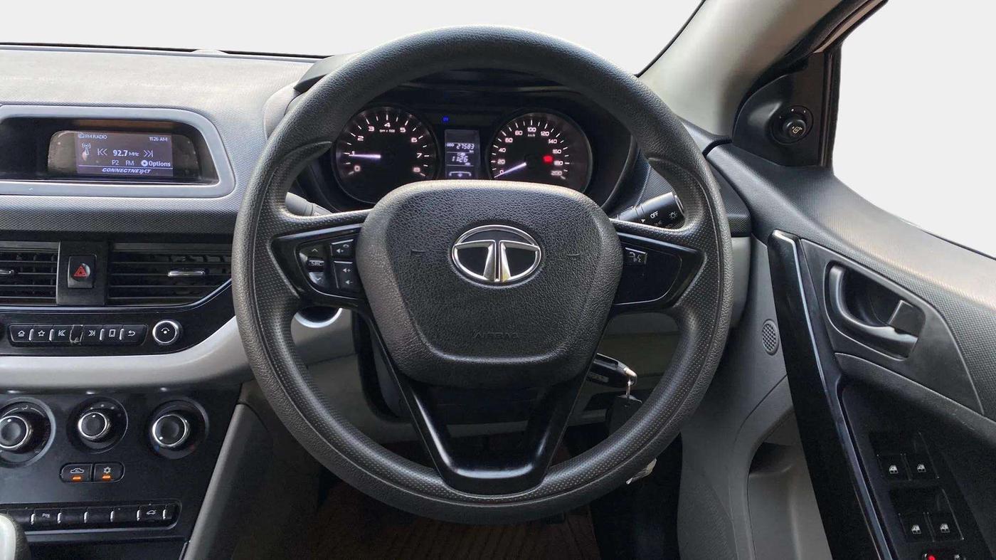 2017 Tata NEXON XM PETROL, Petrol, Manual, 27,582 km, Steering Wheel Close Up