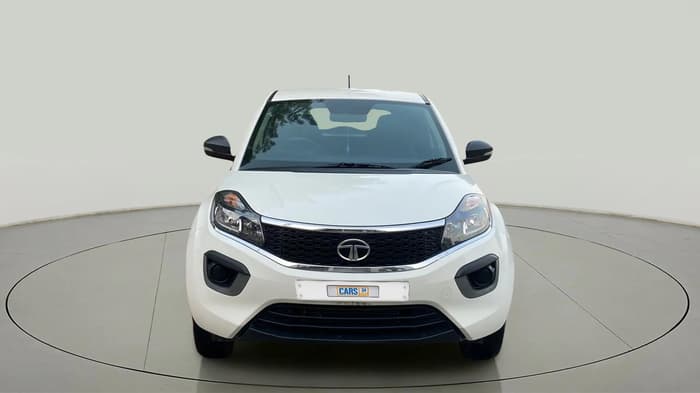 2017 Tata NEXON XM PETROL, Petrol, Manual, 27,582 km, Front