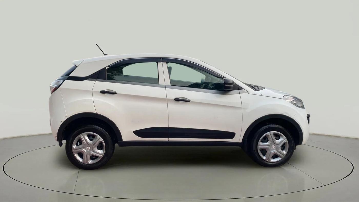 2017 Tata NEXON XM PETROL, Petrol, Manual, 27,582 km, Right Side View