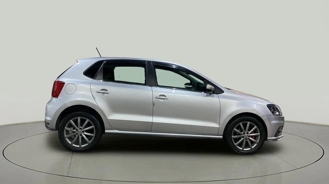 2020 Volkswagen Polo HIGHLINE PLUS 1.0, Petrol, Manual, 68,987 km, Right Side View