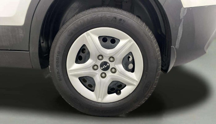 2022 KIA SELTOS HTE 1.5 PETROL, Petrol, Manual, 35,814 km, Left Rear Wheel