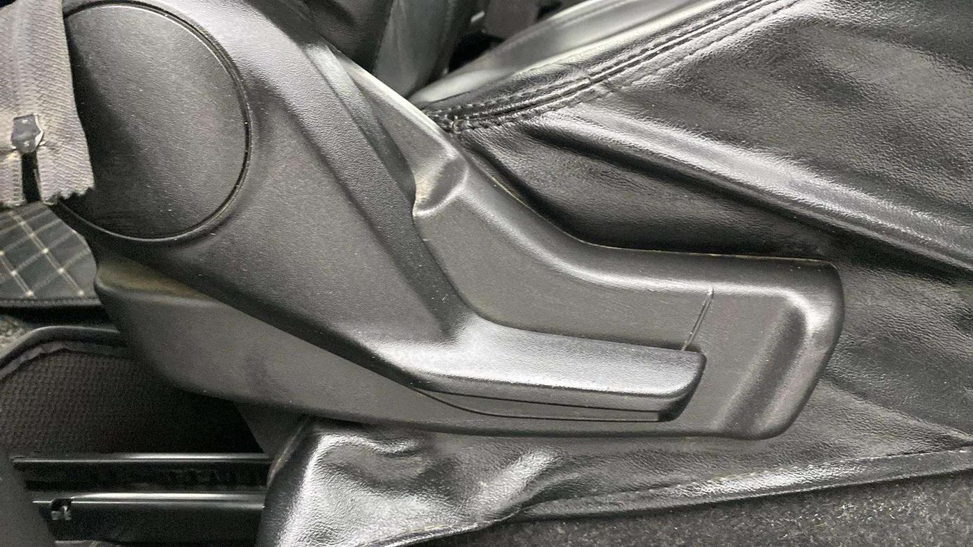 2018 Maruti IGNIS ZETA 1.2 AMT, Petrol, Automatic, 59,678 km, Driver Side Adjustment Panel