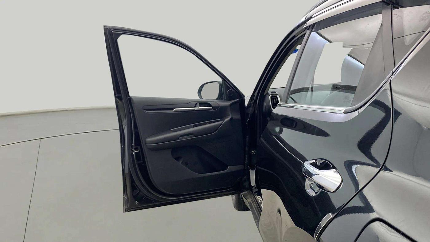2024 KIA SONET HTK (O) 1.2 Petrol MT, Petrol, Manual, 10,729 km, LHS Front Door
