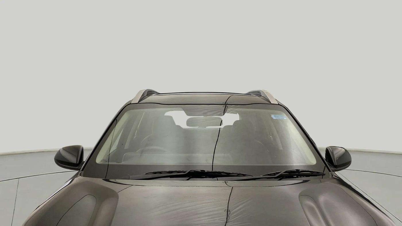 2024 KIA SONET HTK (O) 1.2 Petrol MT, Petrol, Manual, 10,729 km, Front Windshield