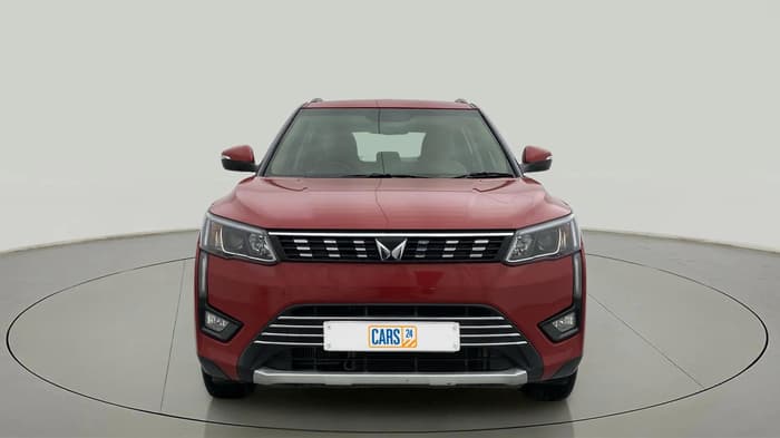2023 Mahindra XUV300 W8 (O) 1.2 PETROL, Petrol, Manual, 13,276 km, Front