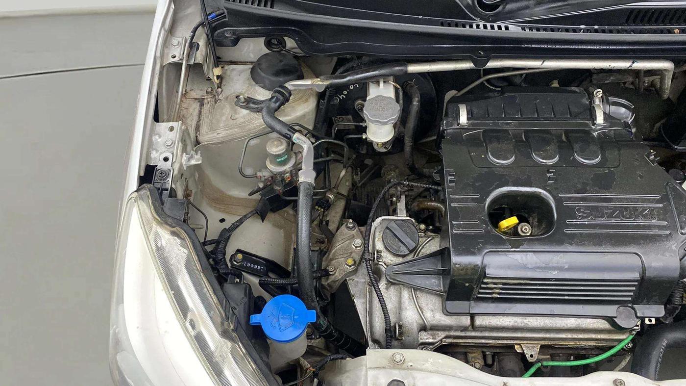 2015 Maruti Celerio VXI AMT, Petrol, Automatic, 83,200 km, Engine View - Right