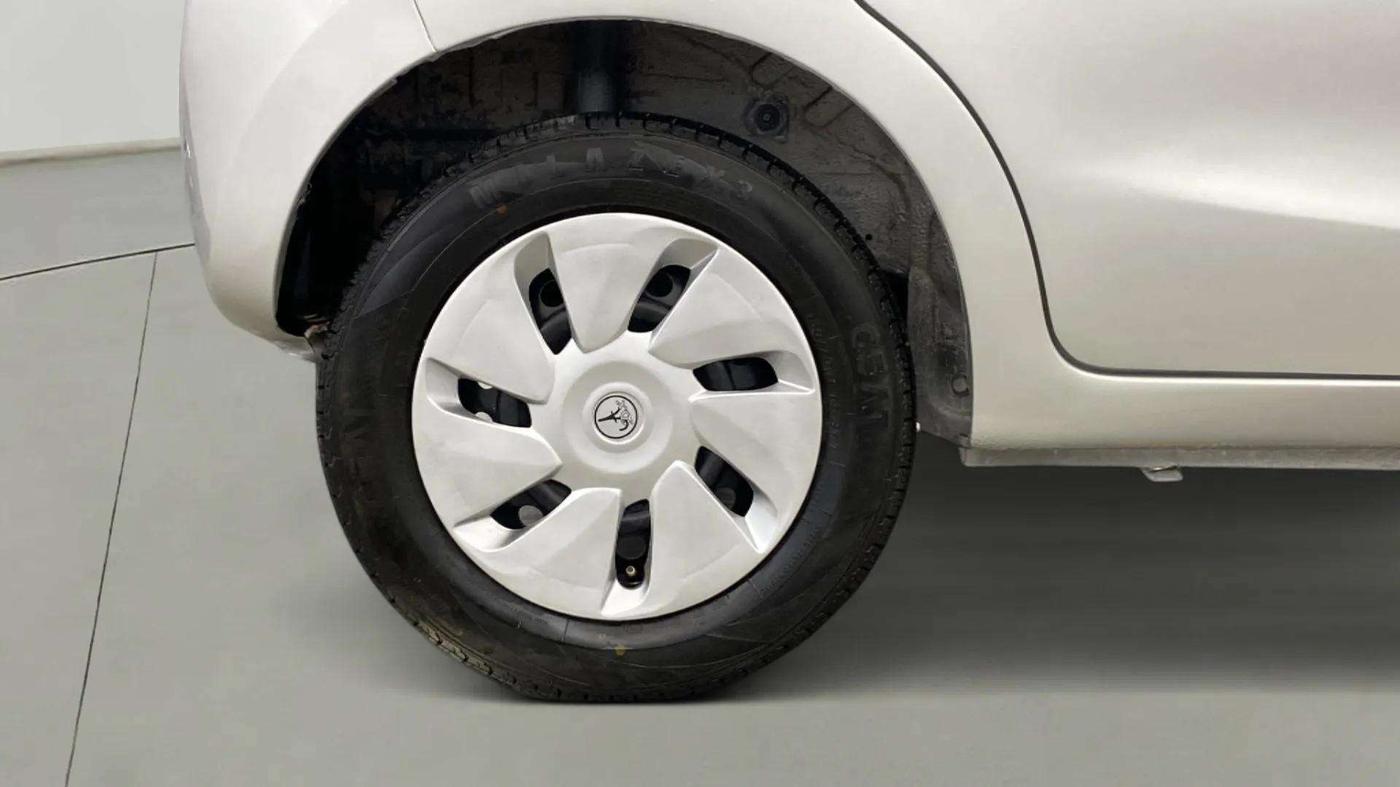 2015 Maruti Celerio VXI AMT, Petrol, Automatic, 83,200 km, Right Rear Wheel