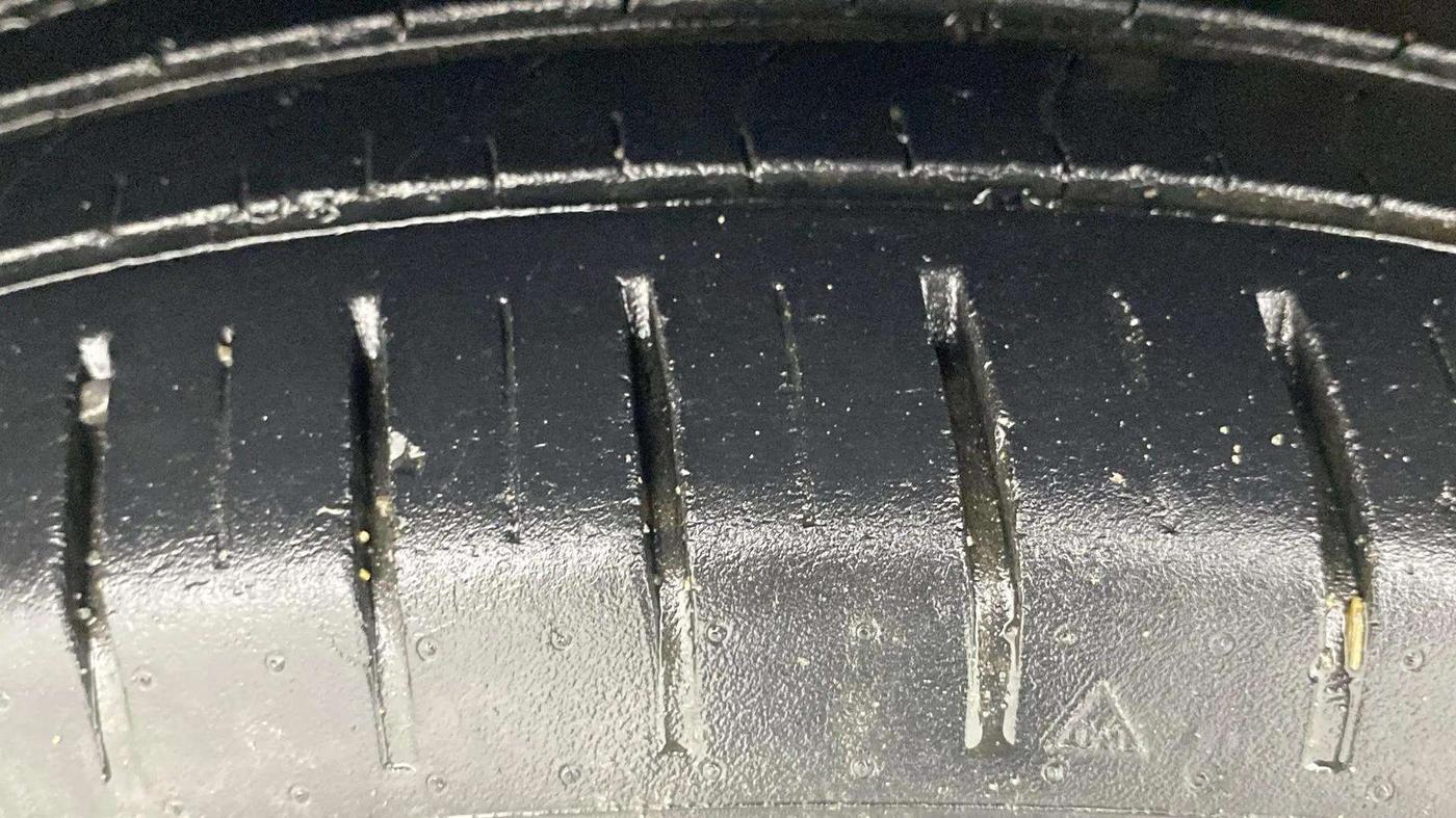 2021 Toyota Glanza G, Petrol, Manual, 52,806 km, Left Front Tyre Tread