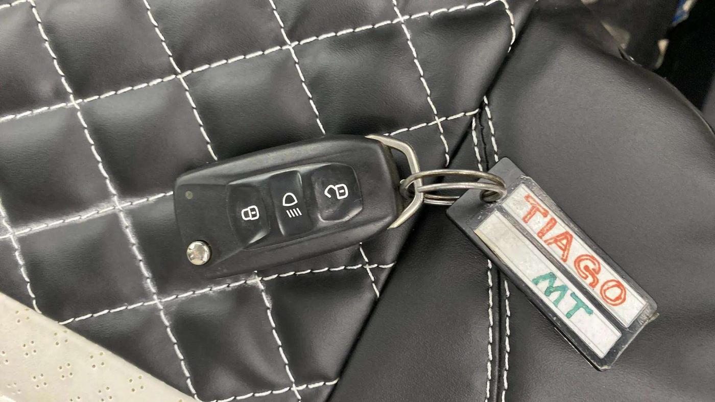 2023 Tata Tiago XZ PLUS PETROL, Petrol, Manual, 11,867 km, Key Close Up