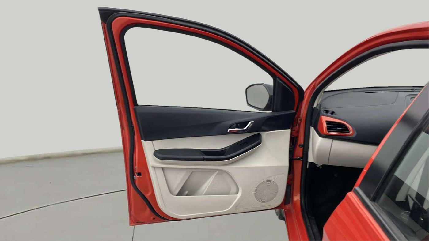 2023 Tata Tiago XZ PLUS PETROL, Petrol, Manual, 11,867 km, LHS Front Door